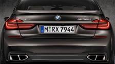 BMW M760Li 600 HP V12 power to take on the Audi S8 Plus and Mercedes S63 AMG