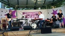 Michael Ländin spelar på Larmtorget